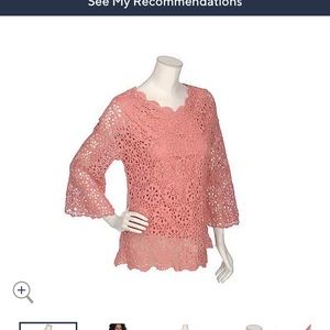 Modern Soul Crocheted V-neck Tunic with Attached Shell